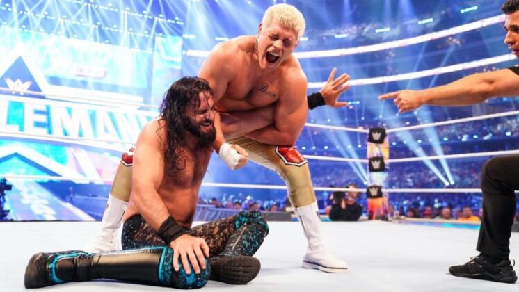Seth Rollins manda mensagem ousada para Cody Rhodes no meio da WrestleMania 38