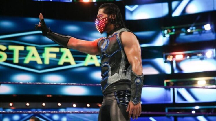 Mustafa Ali retorna durante o WWE RAW
