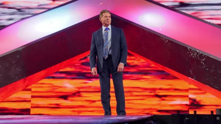 Vince McMahon não deverá sair do personagem no Friday Night SmackDown
