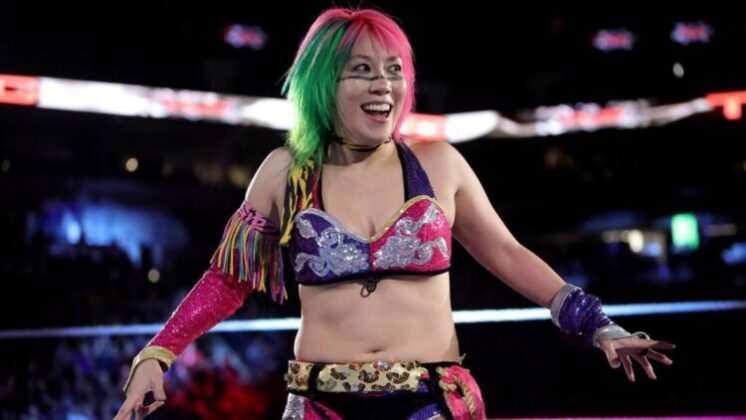 Asuka responds to fan criticism on Twitter