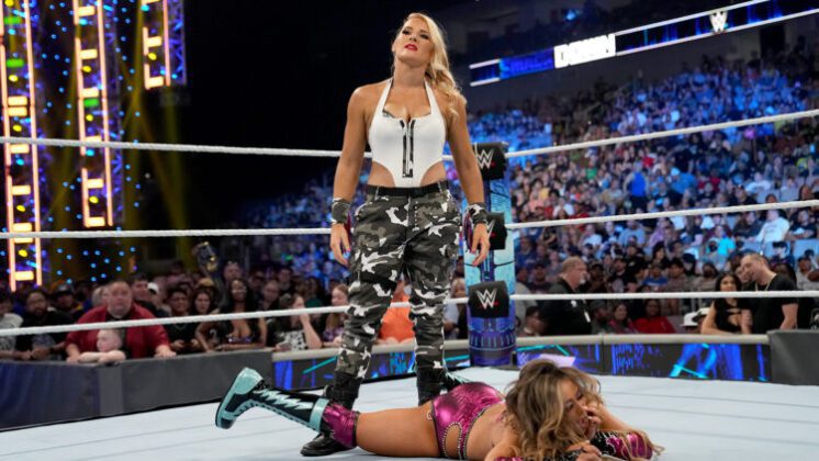 9. Lacey Evans - wide 1