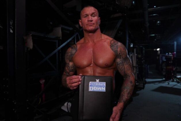 Time Wwe Champion To Replace La Knight As Randy Orton S Partner Vs The Bloodline On Smackdown