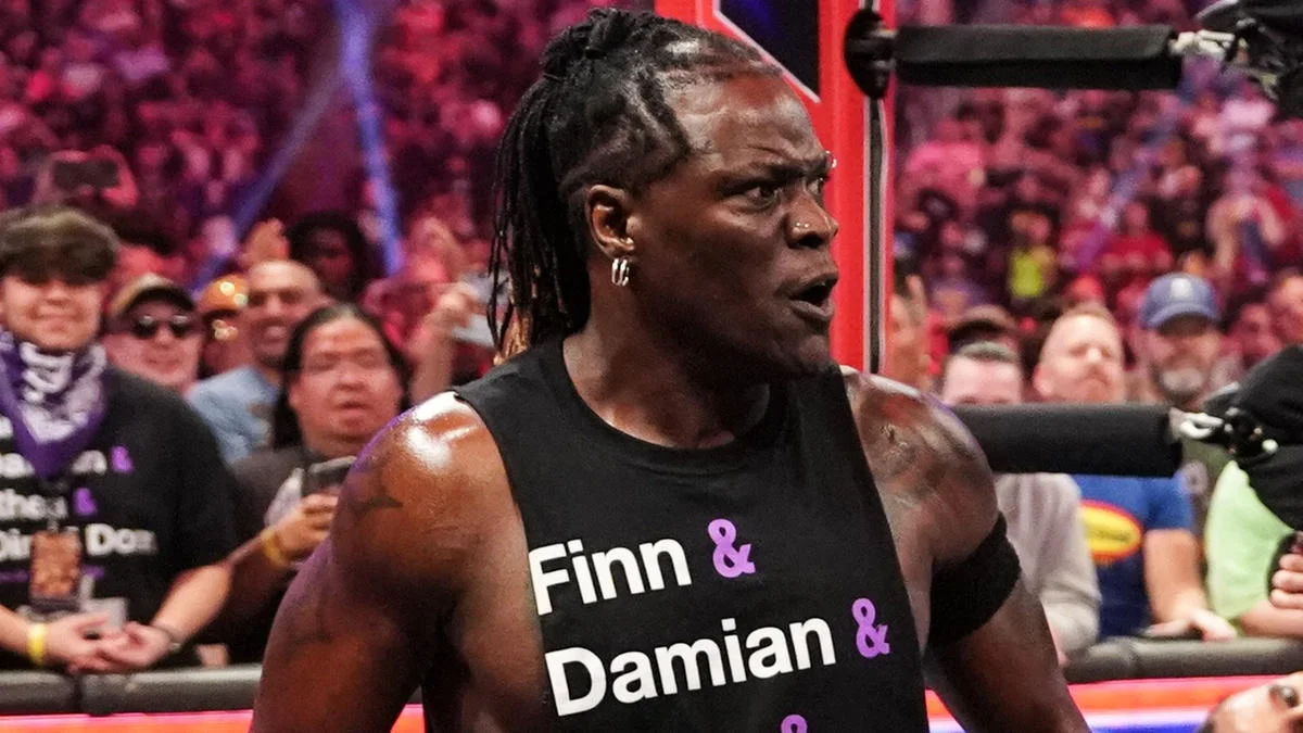 R-Truth confirma ausência no WWE RAW após ataque de Bronson Reed