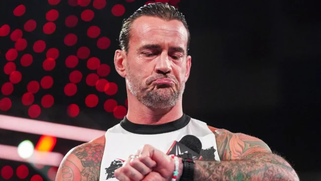 CM Punk e Jey Uso lideraram as vendas da WWE em maio