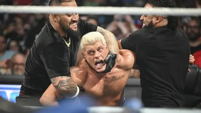 WWE SmackDown tem pequena queda na audiência