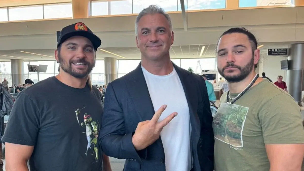 shane mcmahon e young bucks