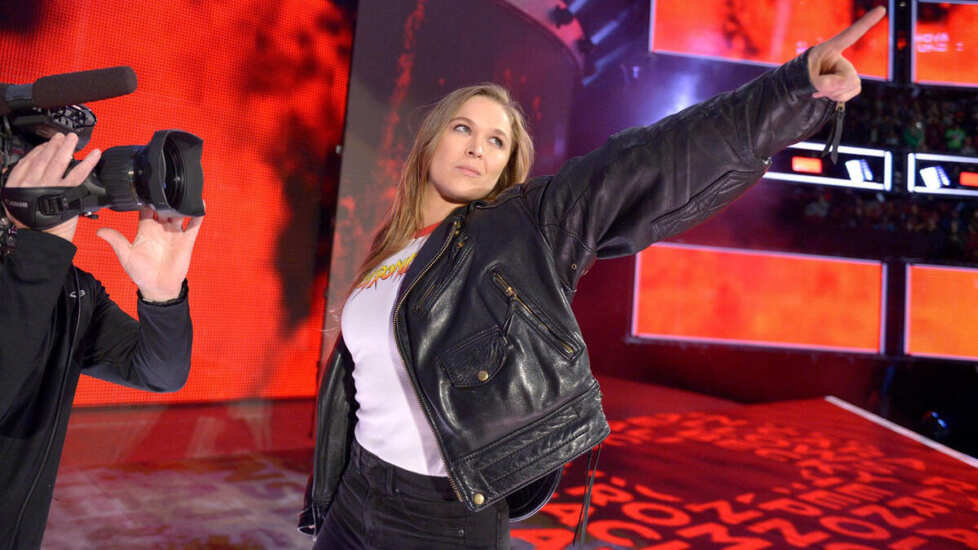 Ronda Rousey é chamada de “ingênua” por WWE Hall of Famer após criticar Alexa Bliss