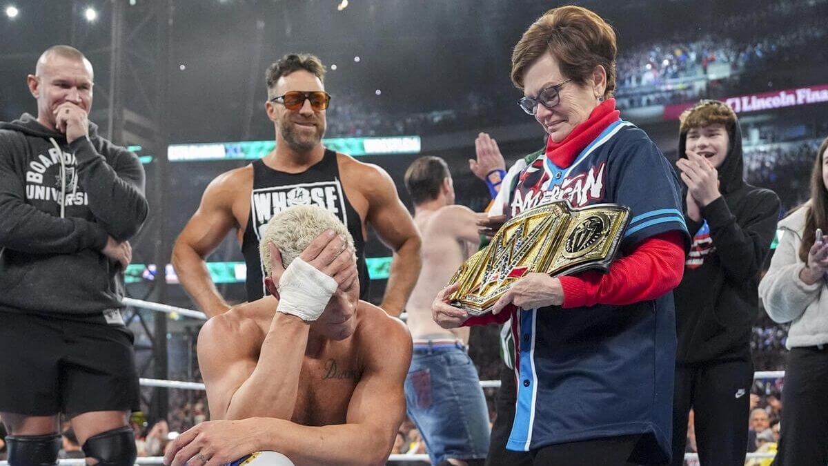 Cody Rhodes se emociona ao relembrar momento com sua mãe na WWE WrestleMania 40