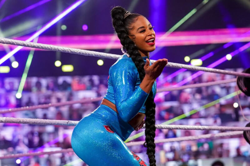 Bianca Belair usa roupa criada por fã no WWE 2K24 durante o Survivor Series