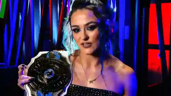 Lyra Valkyria revela Charlotte Flair e Dakota Kai como oponentes dos sonhos