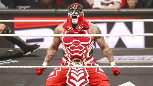 Penta é removido do torneio The Last Time Is Now após sofrer lesão no WWE RAW