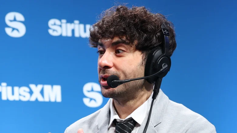 Tony Khan fala sobre grandes ausências no AEW Revolution