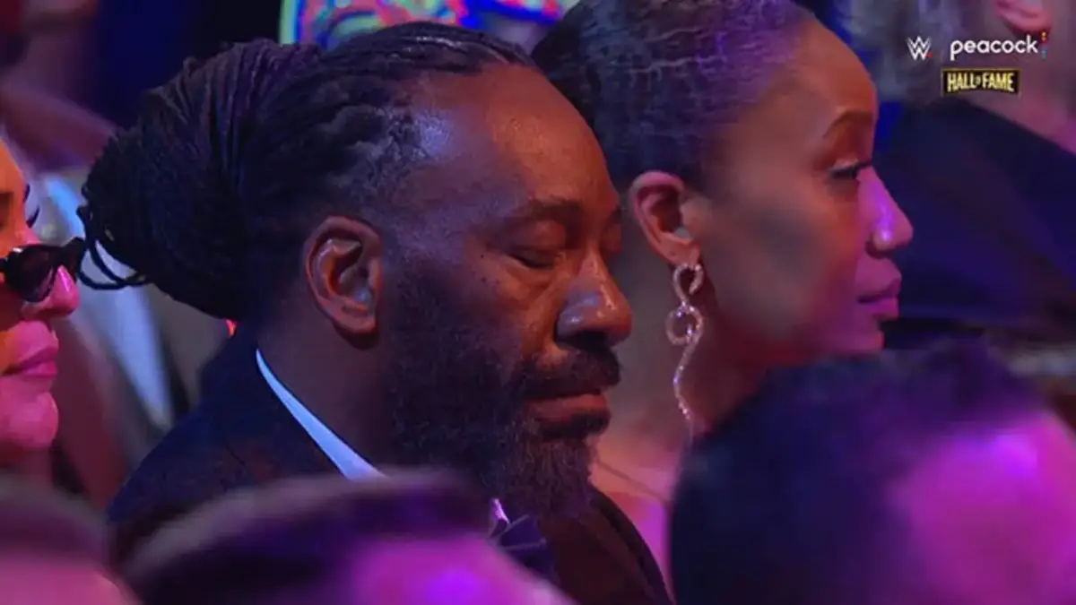 Booker T nega que dormiu no WWE Hall of Fame