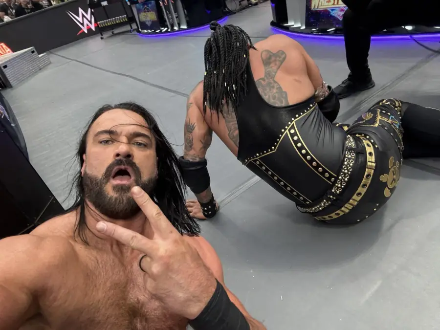 Drew McIntyre comemora sucesso viral de tweet durante a WrestleMania 41