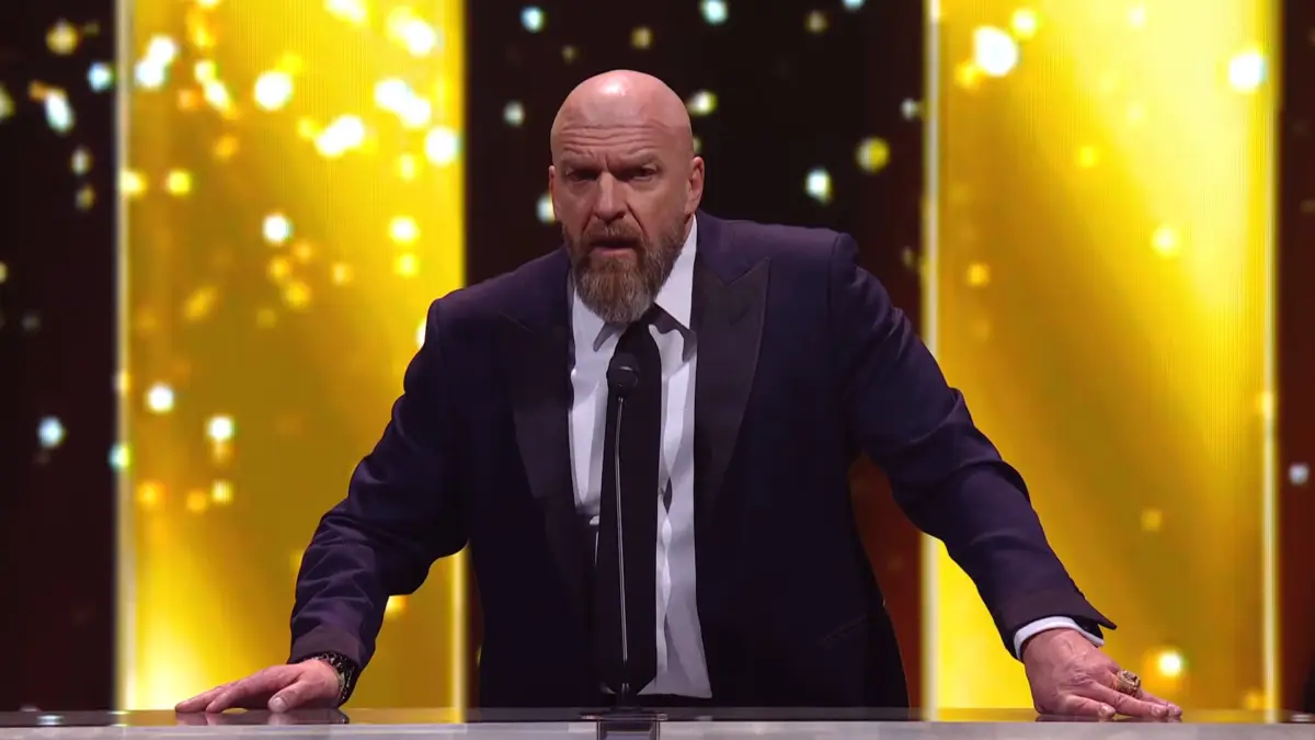 Triple H rasga elogios a Vince McMahon durante o WWE Hall of Fame 2025