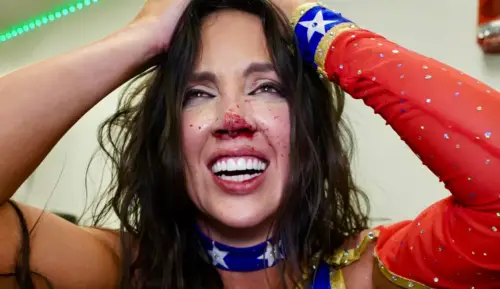 Chelsea Green estreia máscara no WWE SmackDown após lesão