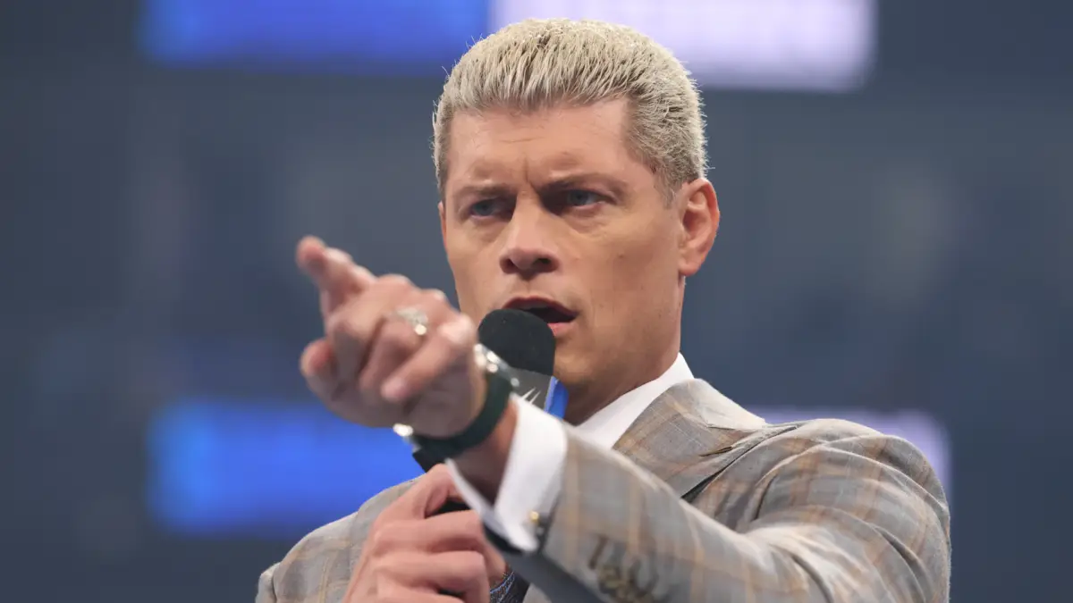 “Kayfabe ainda vive, só é diferente hoje”, afirma Cody Rhodes