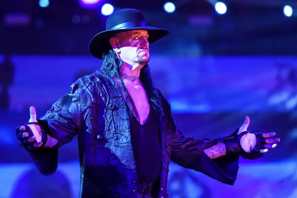 The Undertaker provoca grande anúncio antes do WWE RAW