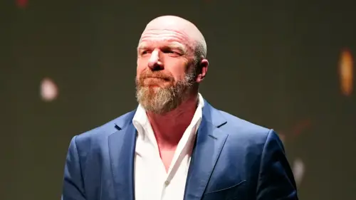 Triple H recebe duras críticas por excluir ex-campeão do Money in the Bank 2025