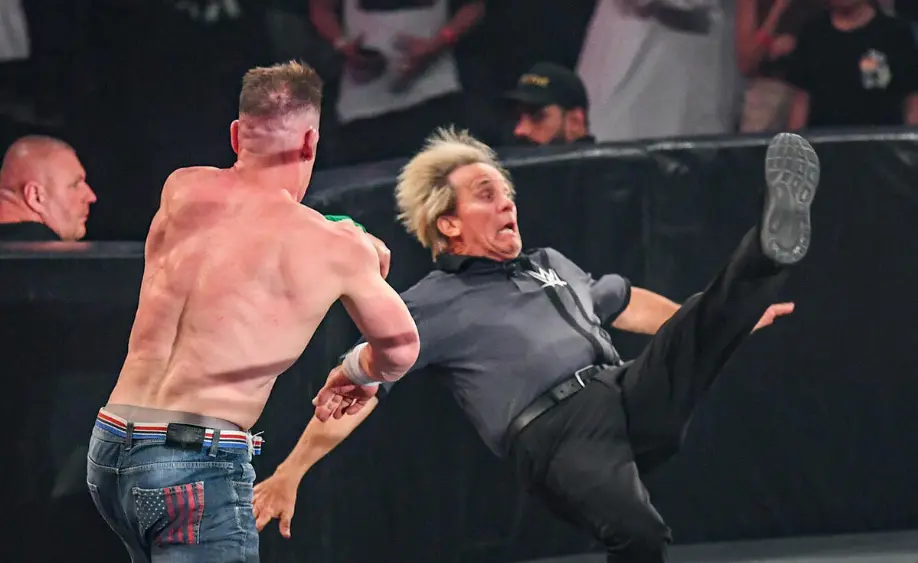 Charles Robinson brinca sobre seu desempenho no WWE Night of Champions