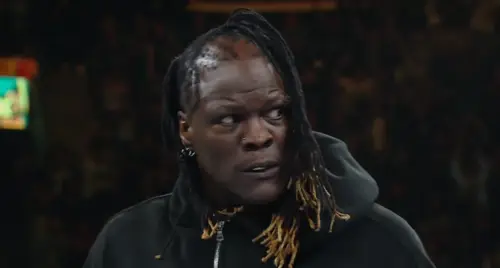 Triple H confirma situação de R-Truth após o WWE Money in the Bank