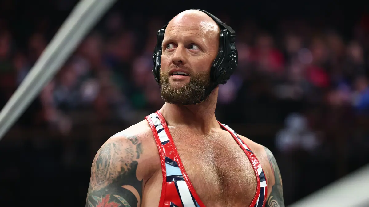 Josh Alexander revela motivos para demora em estreia na AEW