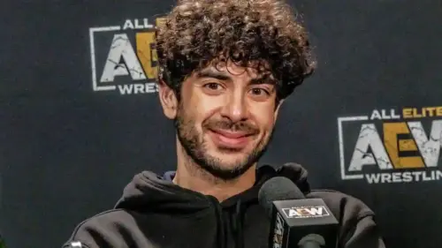 Tony Khan considera terceiro show semanal para a AEW