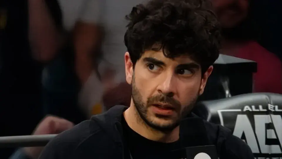 Tony Khan aborda status de Britt Baker na AEW