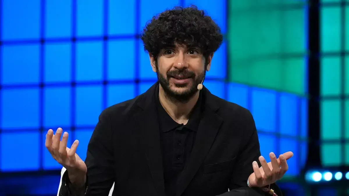 Tony Khan nega que Mercedes Moné tenha controle criativo na AEW