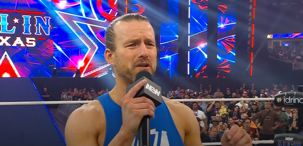 Adam Cole aborda fãs no AEW All In: Texas e levanta dúvidas sobre seu futuro