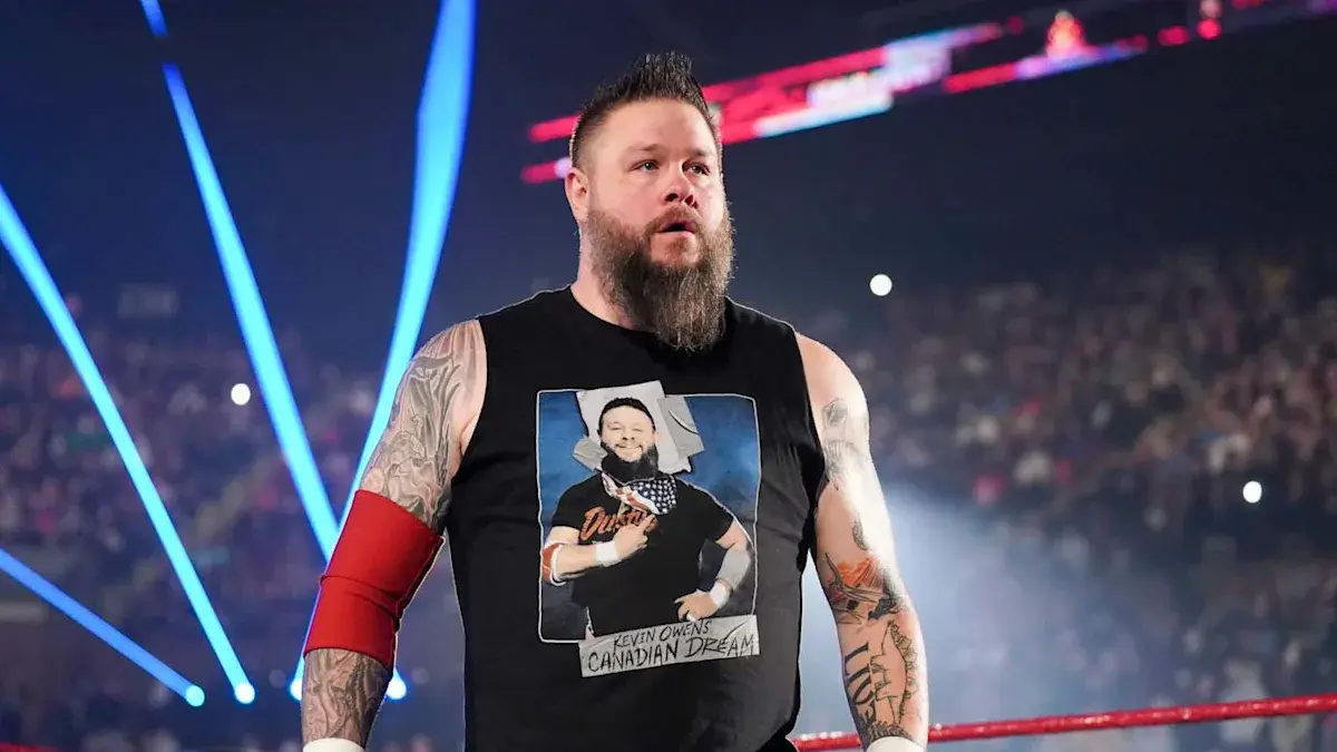 Kevin Owens deverá retornar aos ringues da WWE somente em 2026