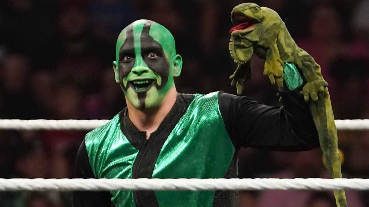 Mr. Iguana comenta sua estreia no RAW