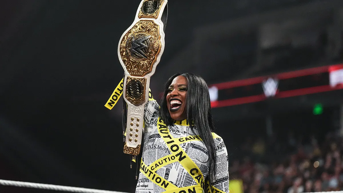 Naomi deverá se ausentar da WWE por “muito tempo”