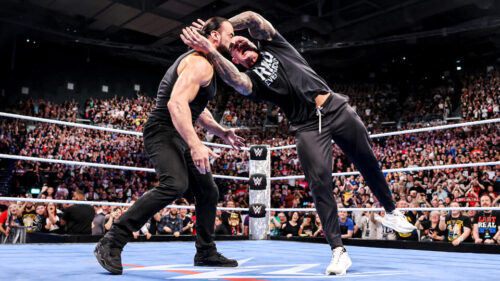 Randy Orton faz retorno inesperado no WWE SmackDown