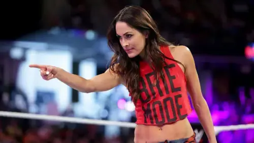 Brie Bella revela arrependimento após ter retornado à WWE