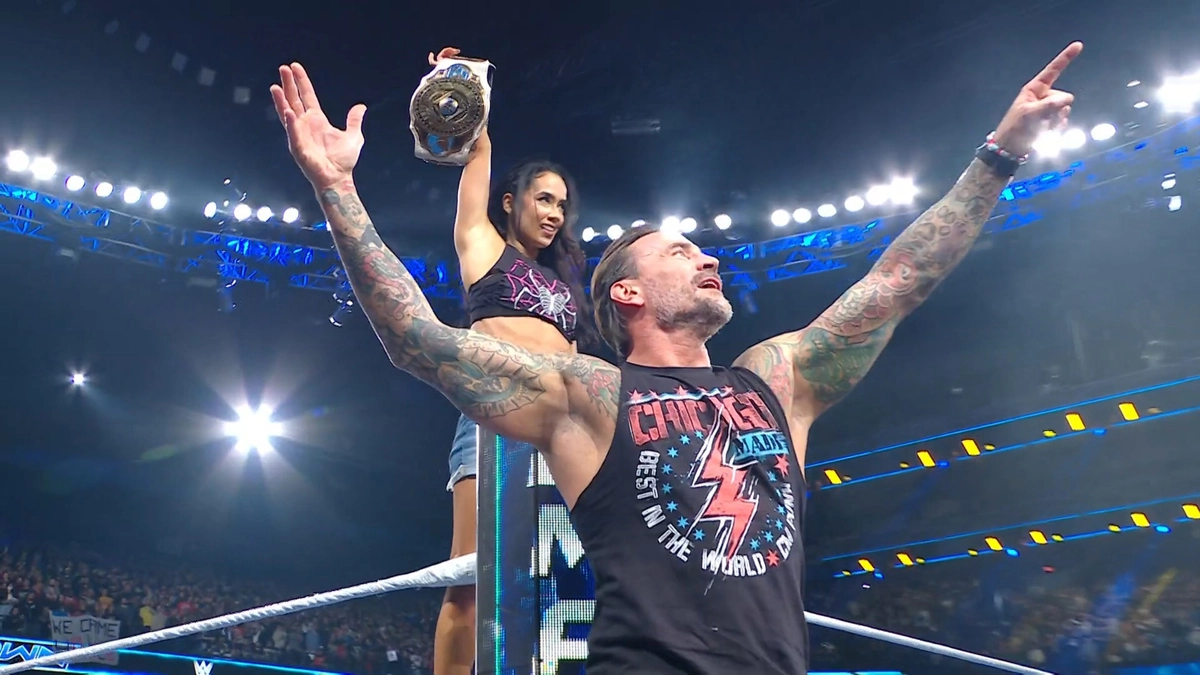CM Punk é visto chorando após retorno de AJ Lee à WWE no SmackDown