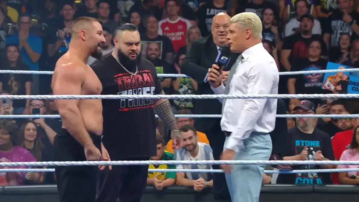 Cody Rhodes é salvo por ex-WWE Champion de ataque brutal no SmackDown