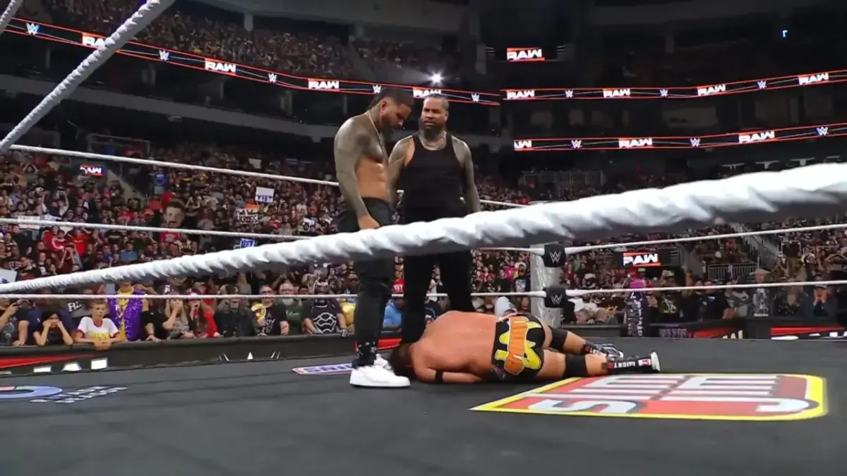 Jey Uso ataca LA Knight no WWE RAW e possível “heel turn” pode ter acontecido
