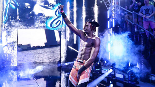 Ex-WWE afirma que Je’Von Evans virou “apenas mais um” após estreia no main roster