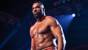 Jinder Mahal passa por cirurgia no joelho