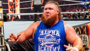 Otis retorna a WWE durante o RAW