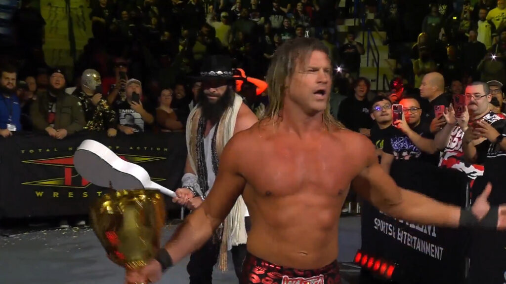 Elijah retorna a TNA no Bound for Glory após vários meses