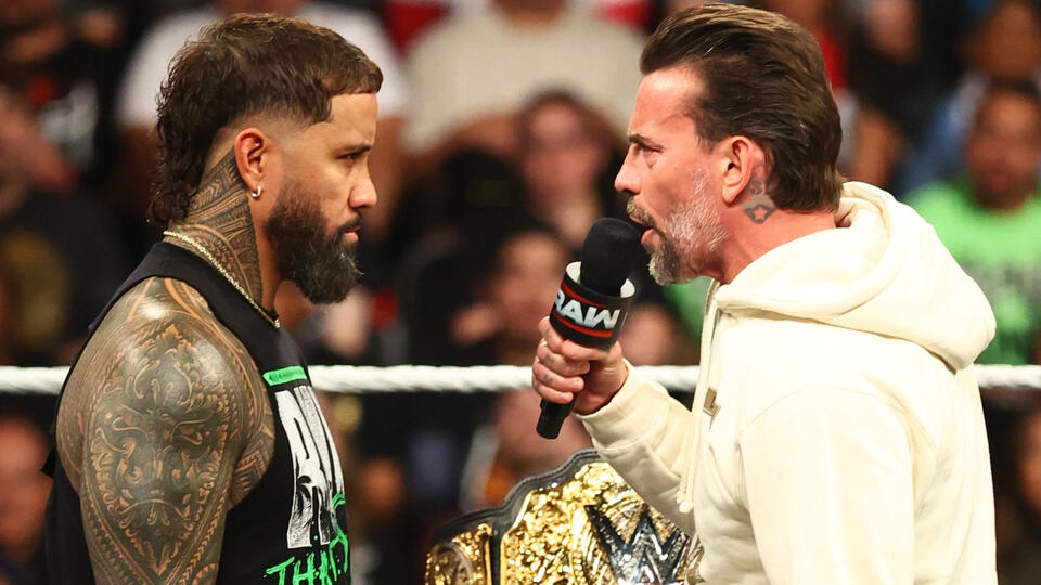 CM Punk e Jey Uso tem último encontro antes do WWE Saturday Night’s Main Event
