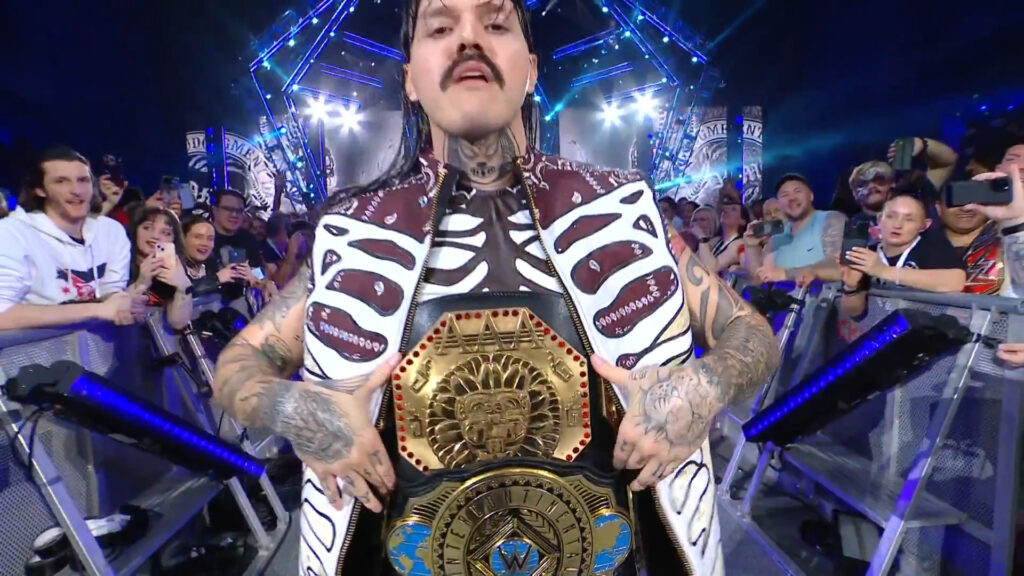 Dominik Mysterio retém o Intercontinental Championship no WWE RAW