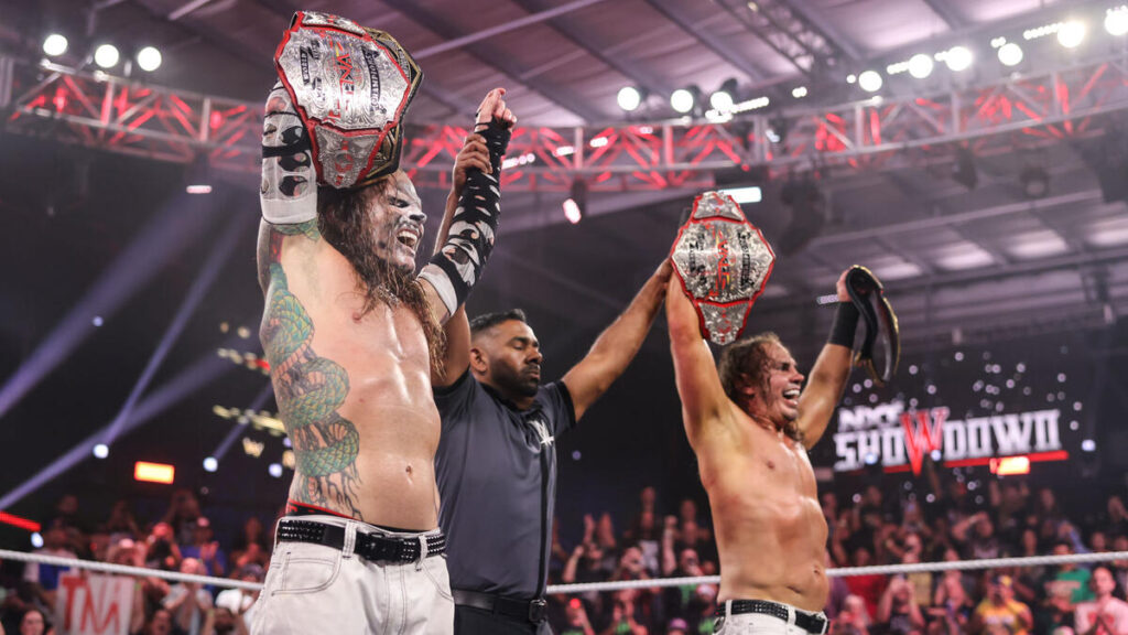 Hardy Boyz conquistam o WWE NXT Tag Team Championship