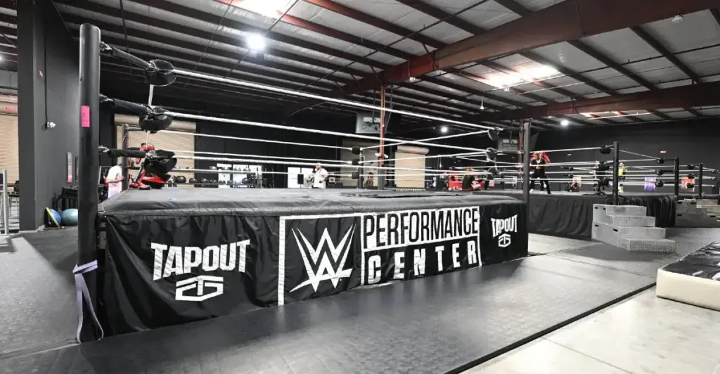Ex-campeão retorna à WWE como treinador no Performance Center
