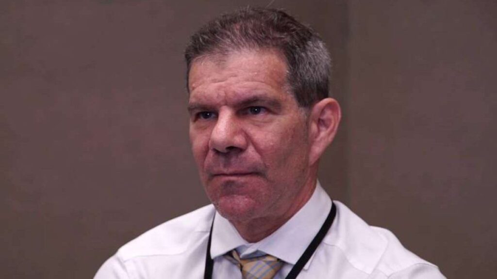 Dave Meltzer revela que a WWE tentou contratá-lo