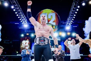 Claudio Castagnoli conquista o CMLL World Championship