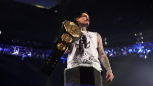 Dominik Mysterio se lesiona no AAA Guerra de Titanes