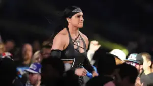 Raquel Rodriguez é colocada em “protocolo de concussão” após lesão no WWE RAW